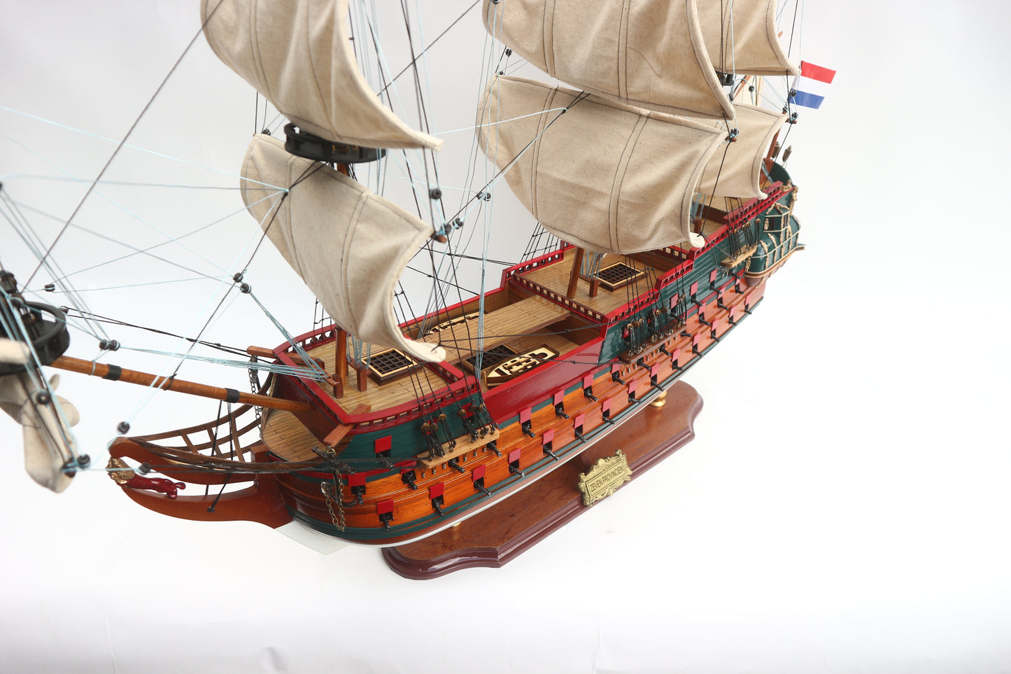 ZEVEN PROVINCIEN / ship model / handmade / Compass Models