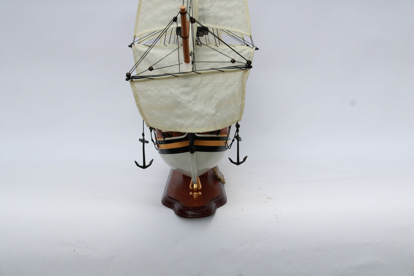 HMS BOUNTY / ship model / handmade / compass models