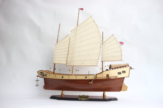 RED DRAGON / shipmodel / handmade / Compass Models 