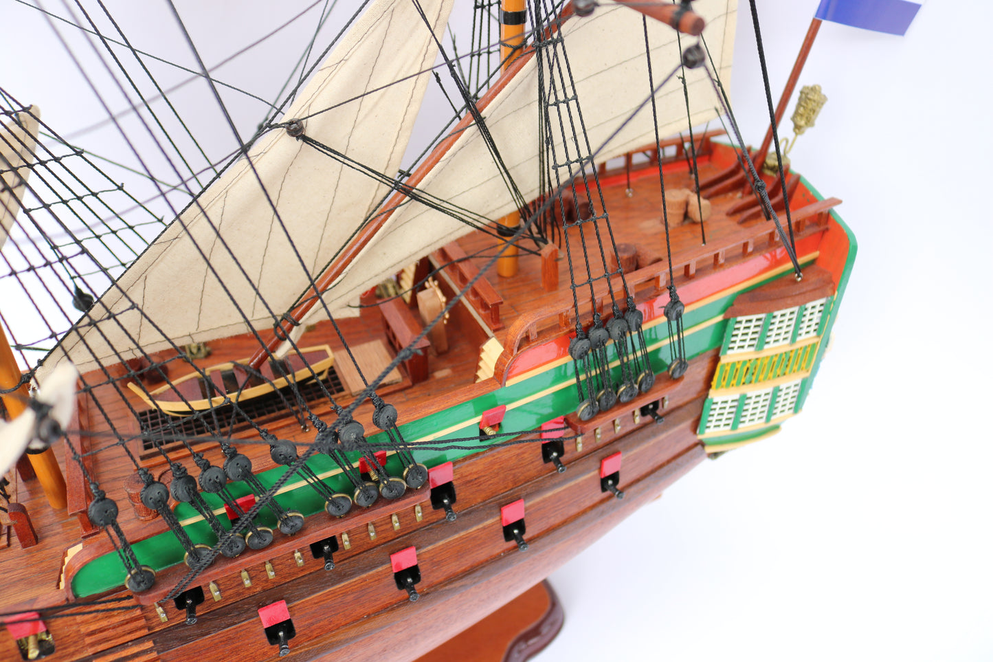 VOC Amsterdam / ship model / handmade / Compass Models