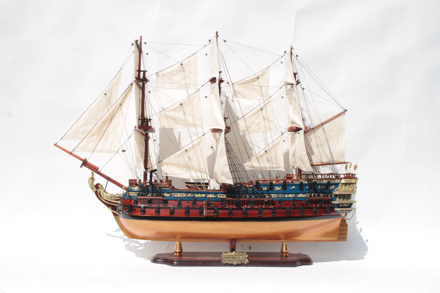 HMS BELLONA  / shipmodel / handmade / Compass Models