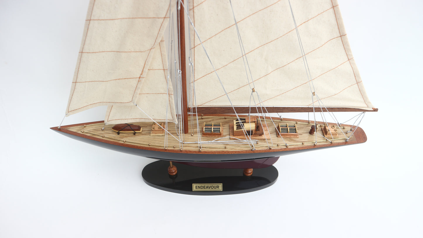 ENDEAVOUR / ship model / handmade / Compass-Models