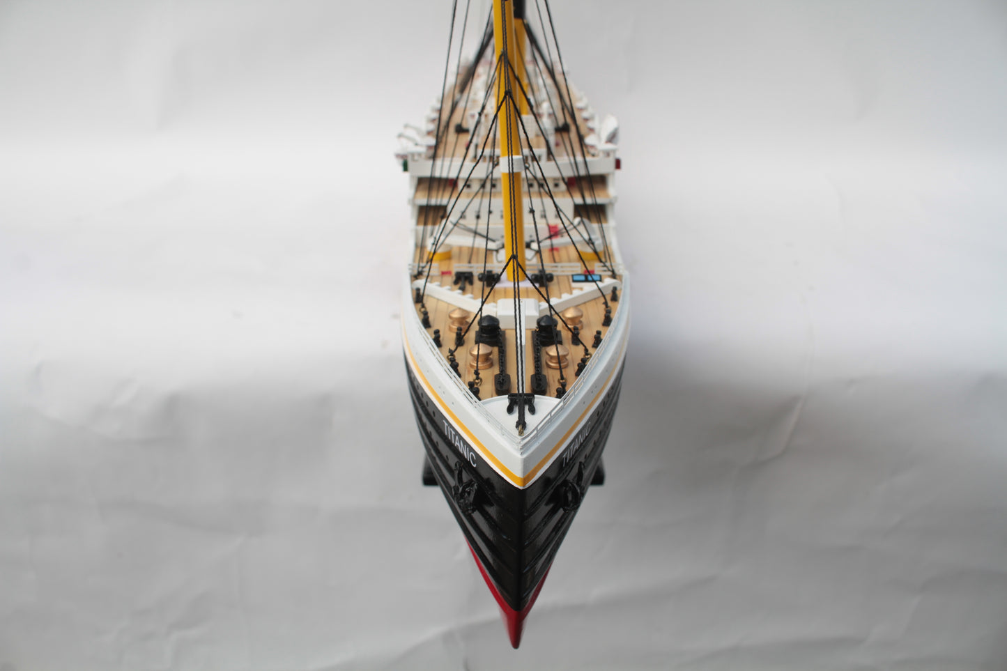 Titanic / ship model / handmade / Compass Models