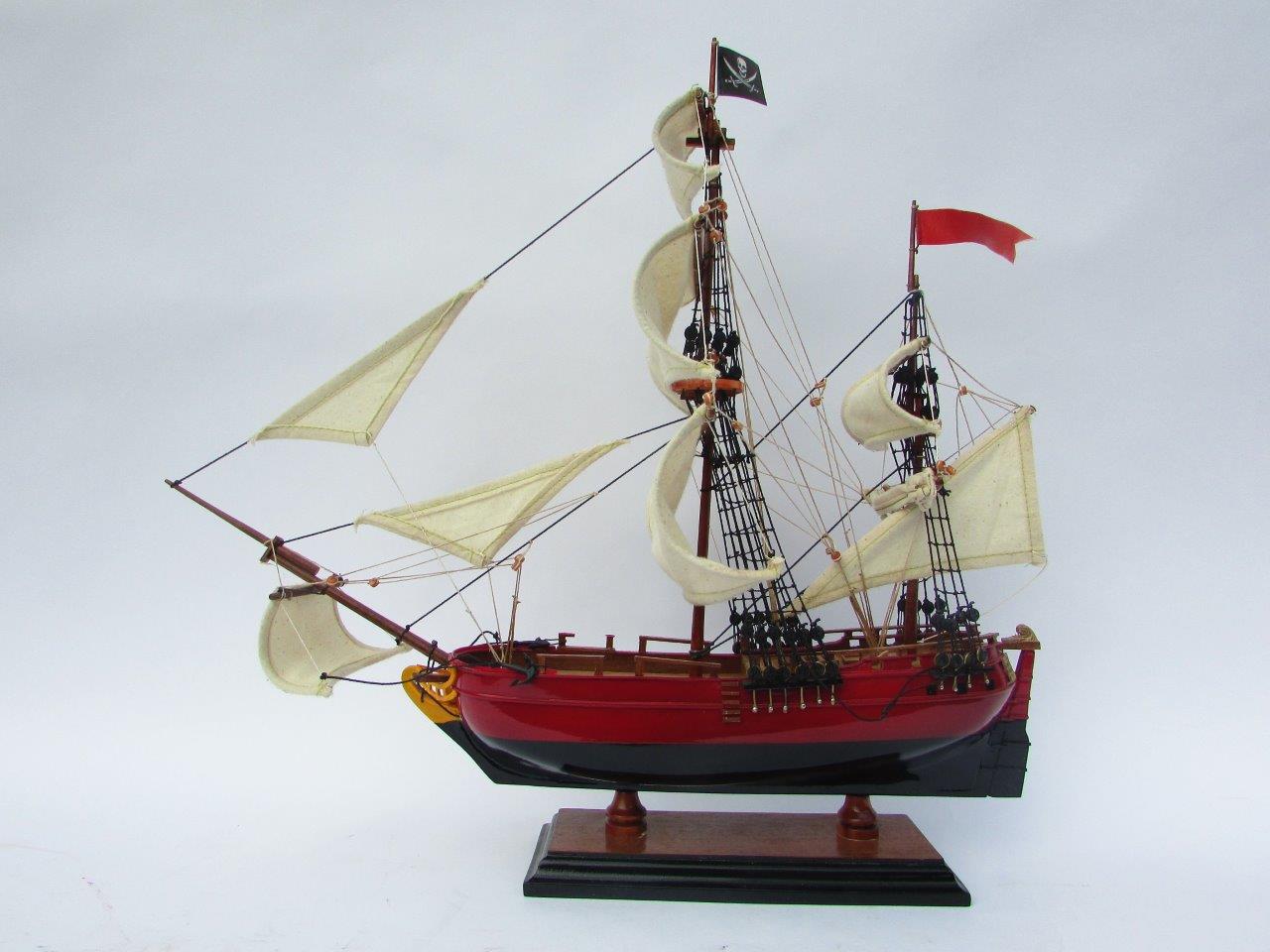 RED RACKHAM'S PIRATE SHIP / ship model / handmade / Compass Models