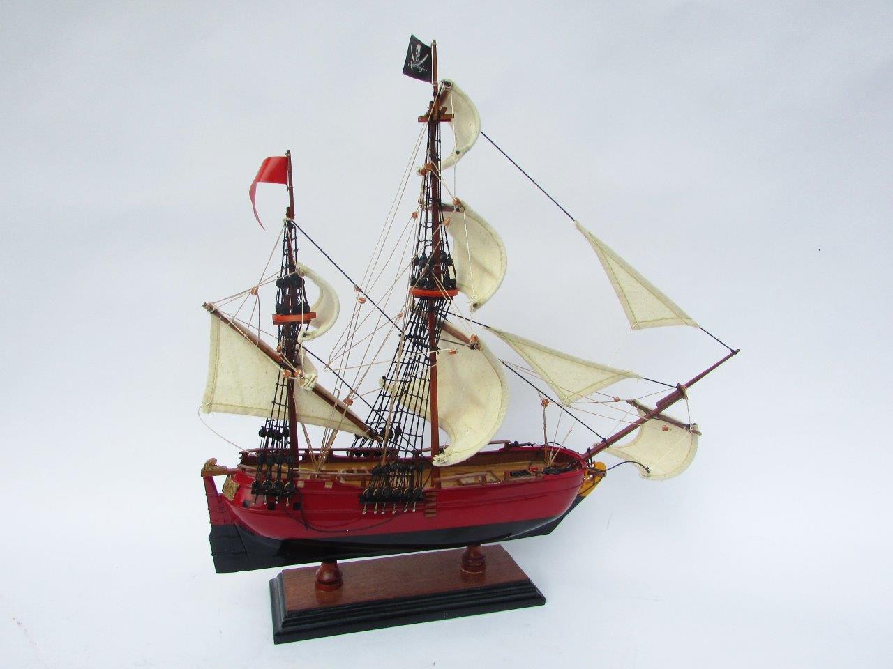 RED RACKHAM'S PIRATE SHIP / ship model / handmade / Compass Models