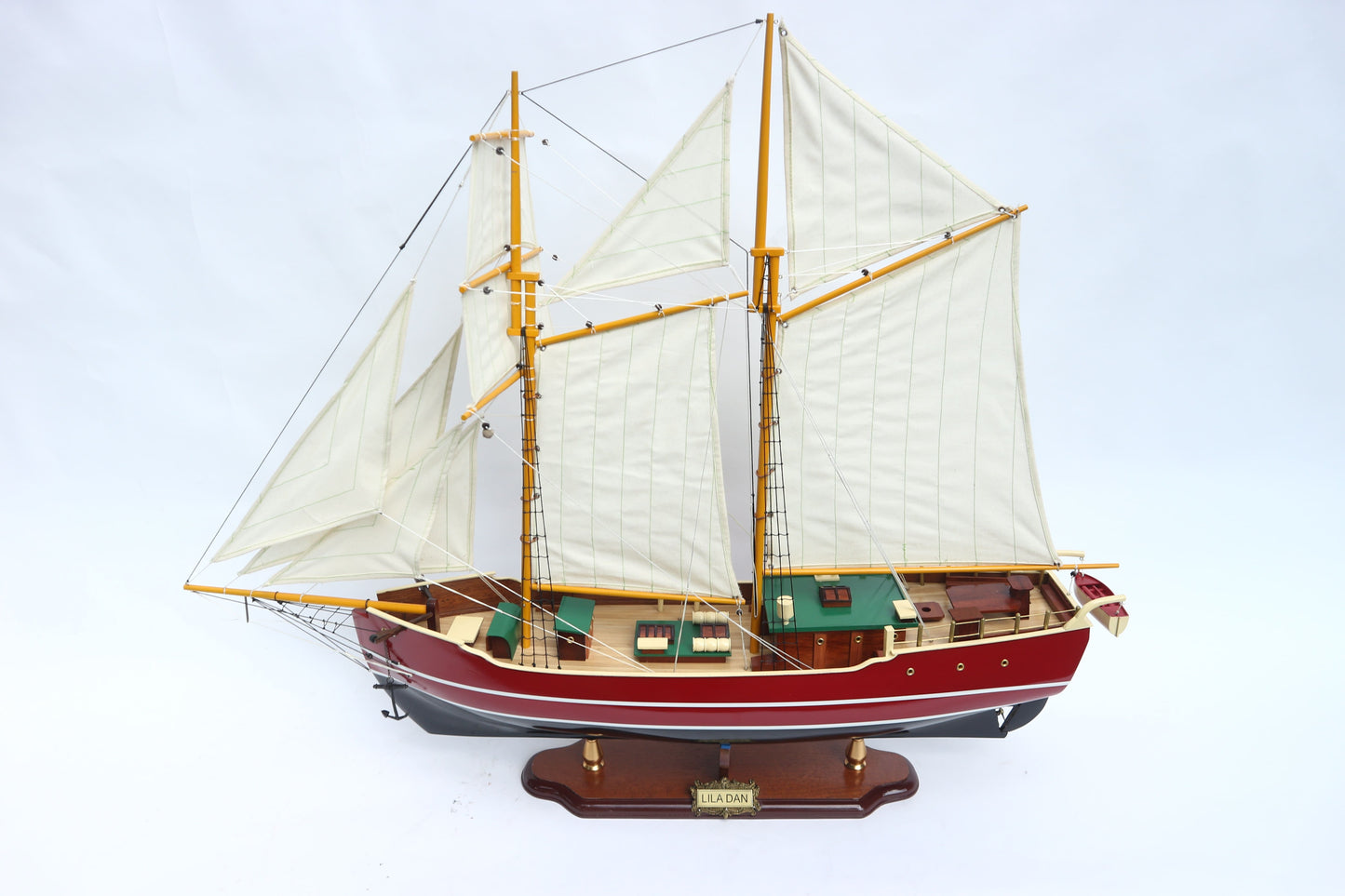 LILA DAN / ship model / handmade / Compass Models