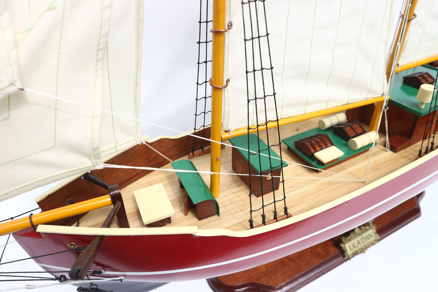 LILA DAN / ship model / handmade / Compass Models