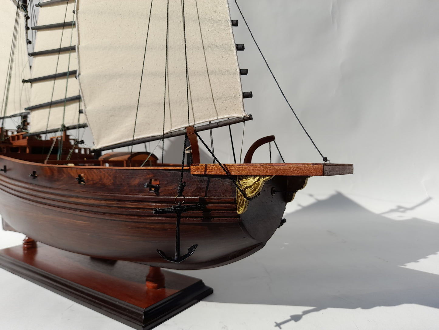 CHINESE JUNK / ship model / handmade / Compass Model